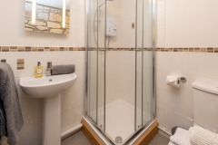 the-barn-somersetcountryescape-somerset-bedroom-1-ensuite