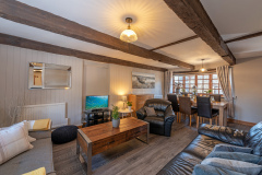 the-granary-somerset-tv-lounge