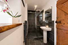 the-old-mill-somersetcountryescape-somerset-downstairs-bathroom