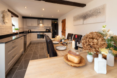 the-old-mill-somersetcountryescape-somerset-kitchen-table6
